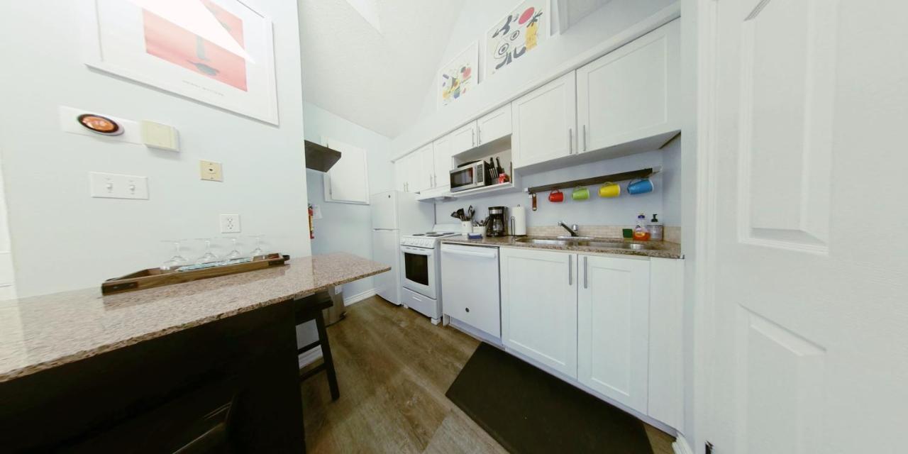 הוילה ההרים הכחולים Artistic Hillside Loft מראה חיצוני תמונה