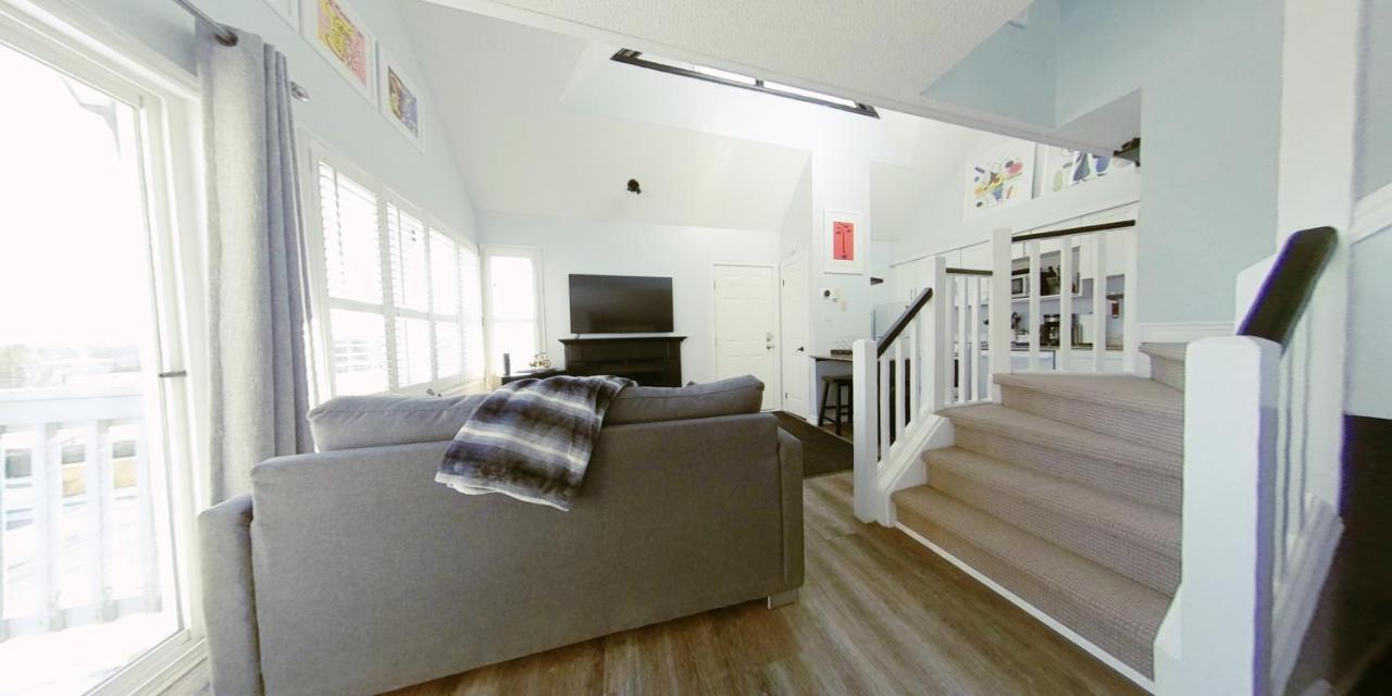 הוילה ההרים הכחולים Artistic Hillside Loft מראה חיצוני תמונה